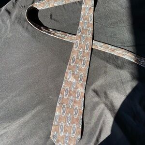 Elegant Brown Patterned Tie
